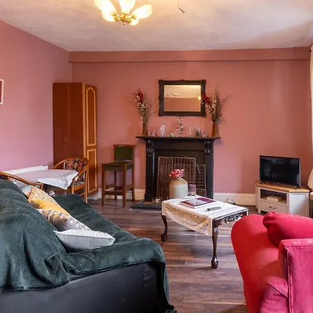 Self Catering * Borrisoleigh